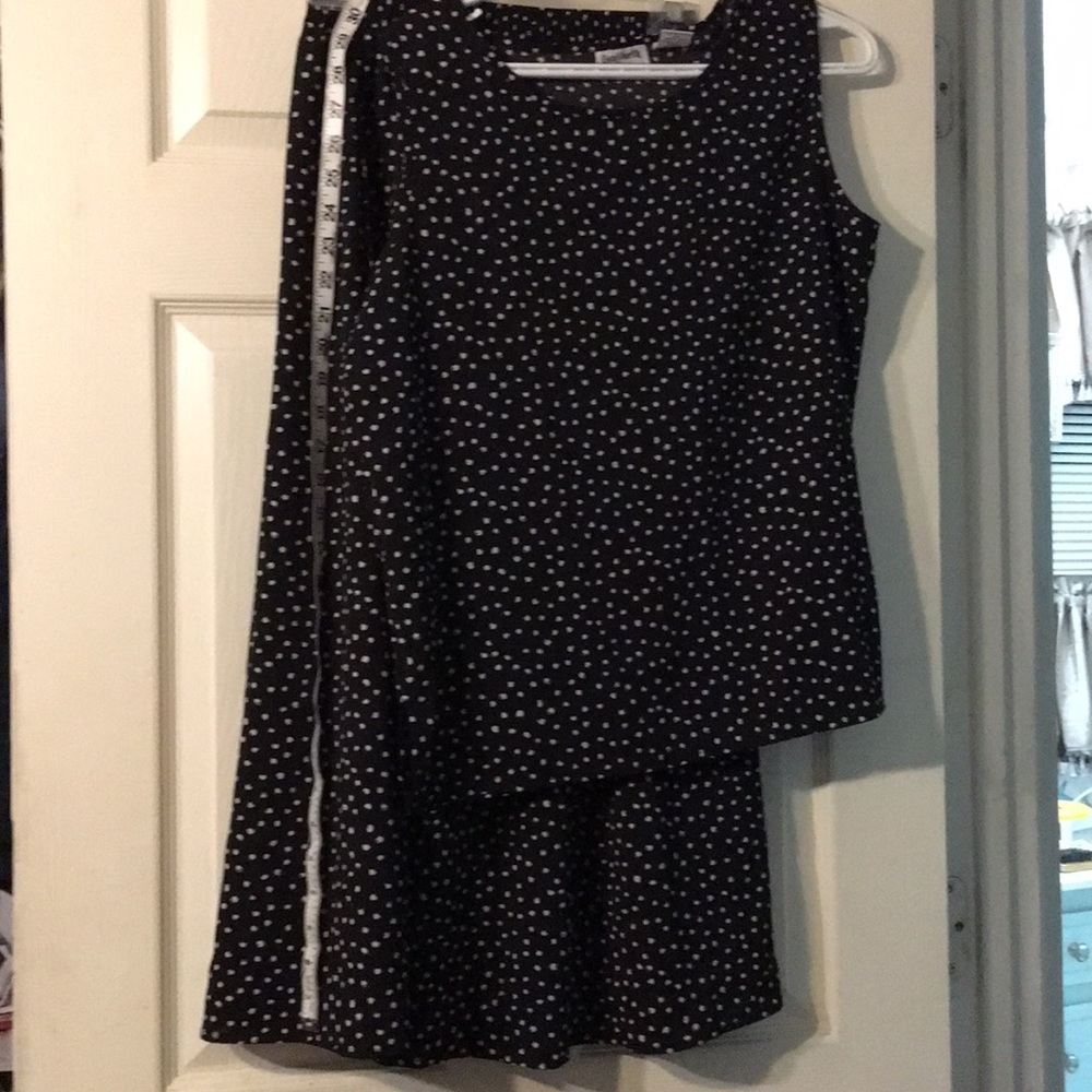 Polkadot skirt 2-pcs set small waist line elastic.